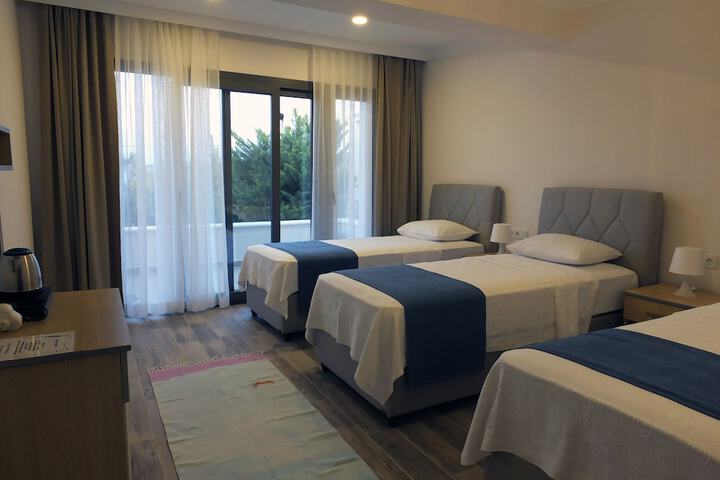 Room 29 of 74