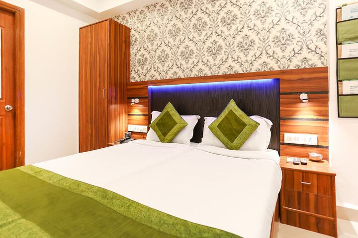Room 4 of 21