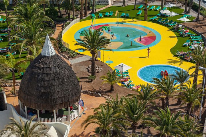 Children's play area - outdoor