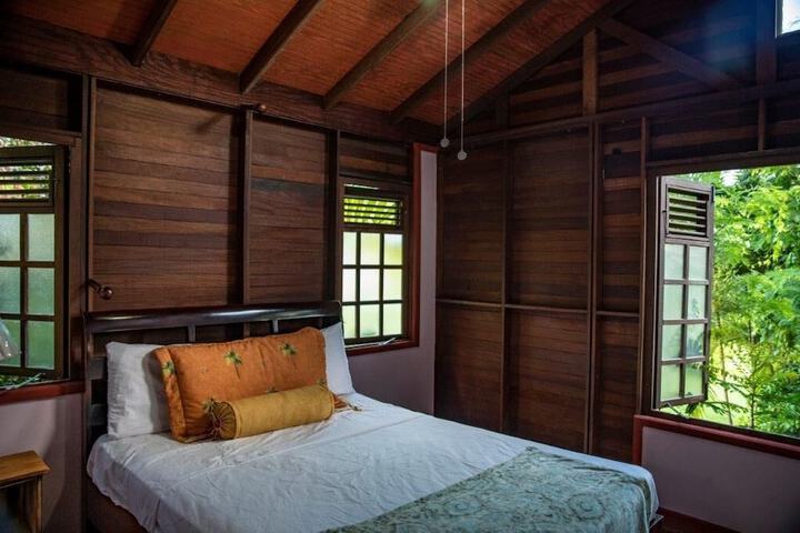 Room 2 of 12