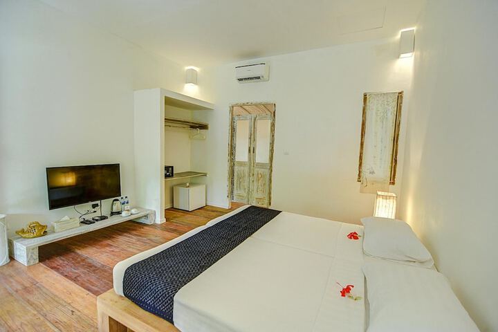 Room 2 of 45