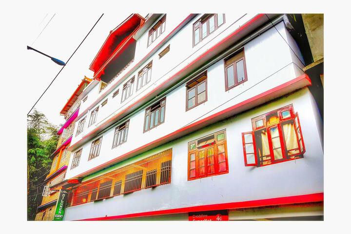 DILCHEN RESIDENCY