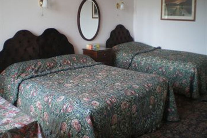 Room 15 of 35
