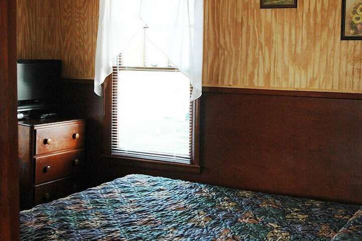 Room 49 of 93