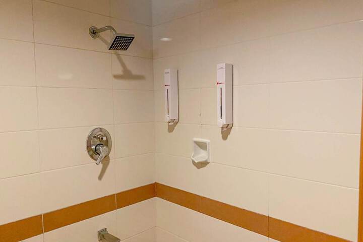 Clean Restrooms