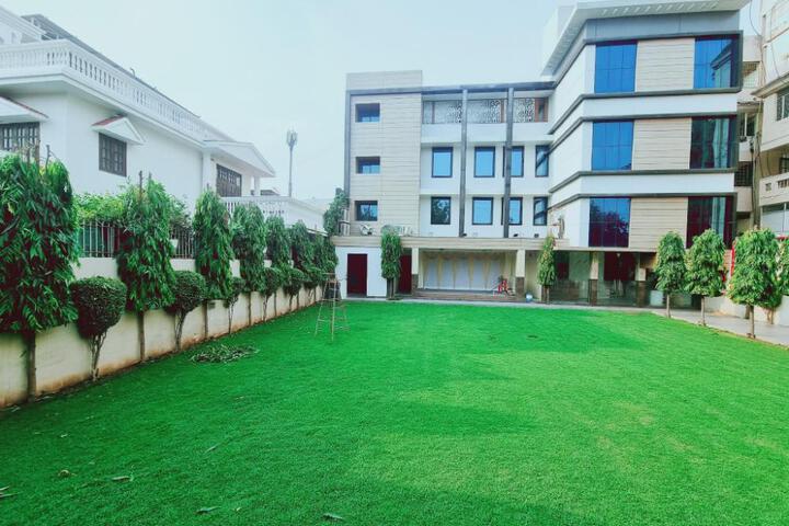 Sanskriti Hotel