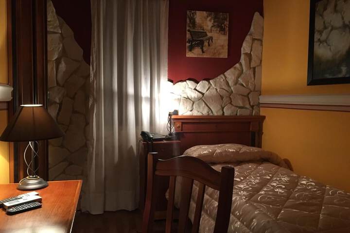 Room 12 of 43