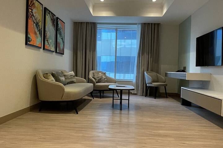 Room 54 of 99