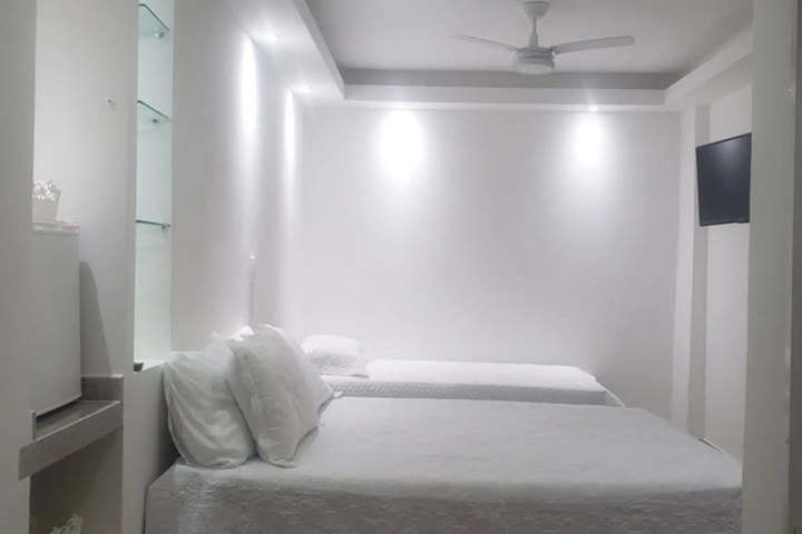 Room 3 of 17
