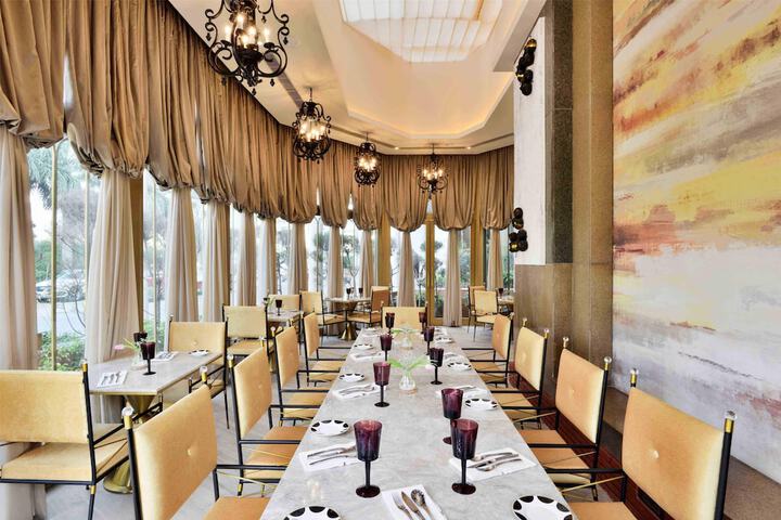 Dining 60 of 85