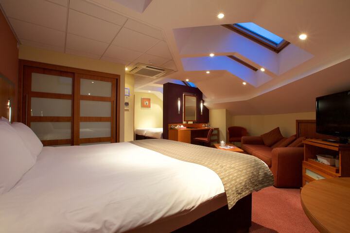 Room 8 of 79
