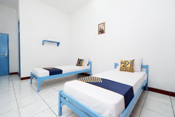 Room 20 of 38