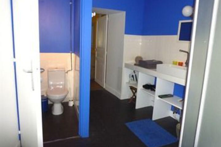 Room 6 of 22