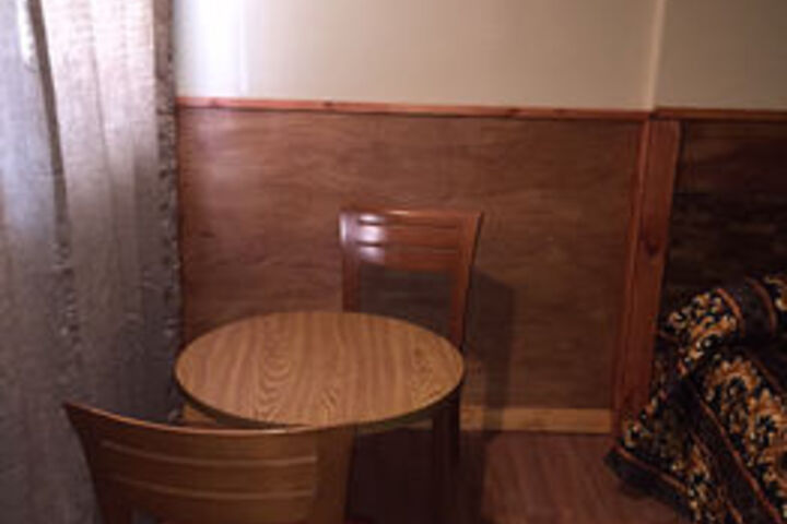 Room 16 of 19