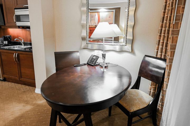 Room 279 of 438