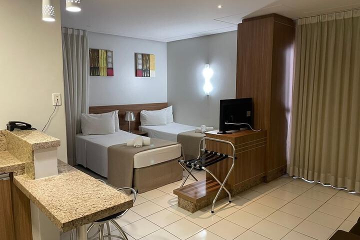 Room 10 of 30