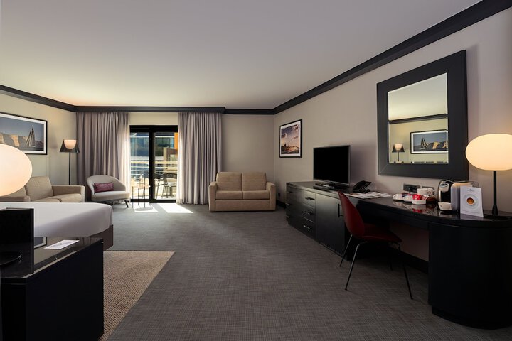 Room 82 of 267