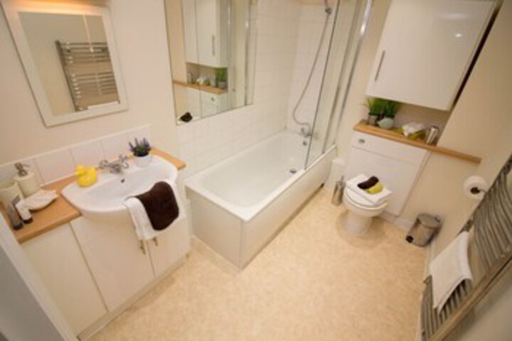 Room 3 of 34