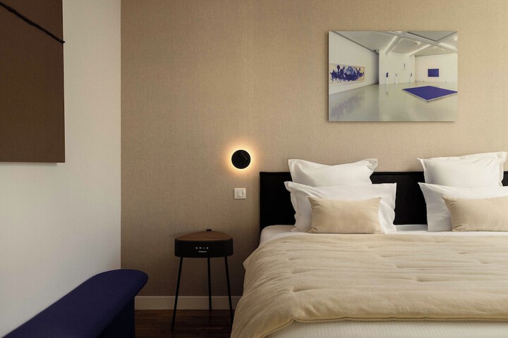 Room 33 of 50