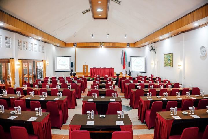 Room 19 of 25