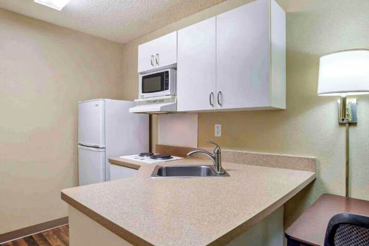 Private kitchenette