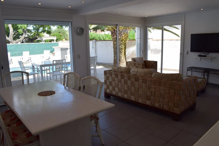 Terrace/Patio 6 of 16