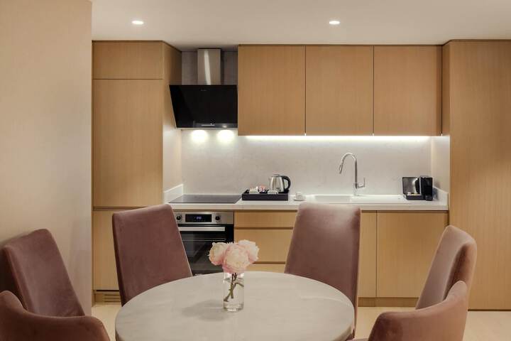 Room 34 of 119