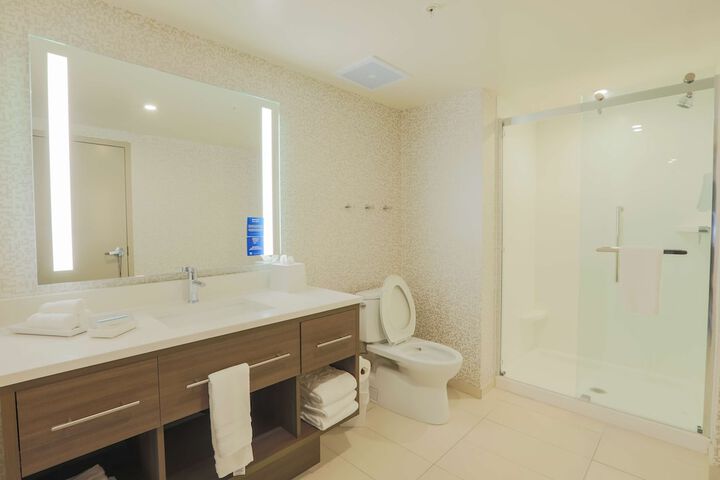 Bathroom shower