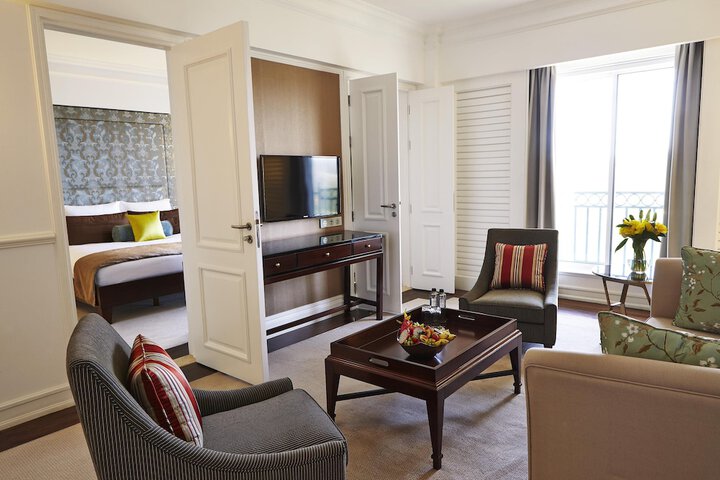 Room 41 of 165