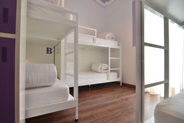 Room 9 of 53