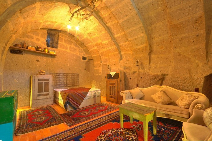 Room 4 of 54