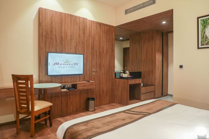 Room 44 of 133