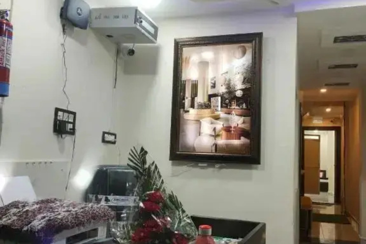 Room 5 of 6