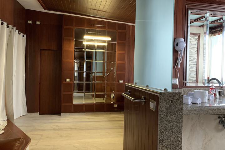 Hotel Interior 173 of 230