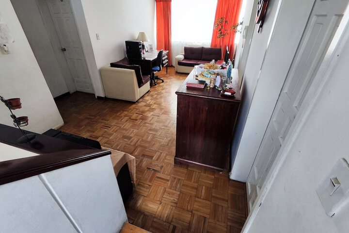 Room 16 of 34