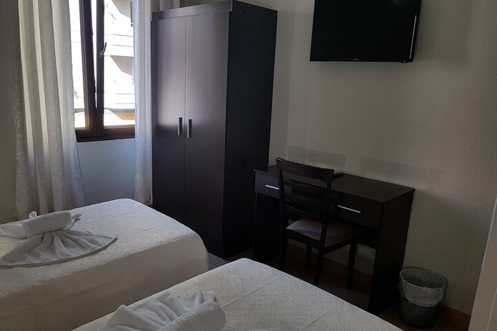 Room 30 of 47