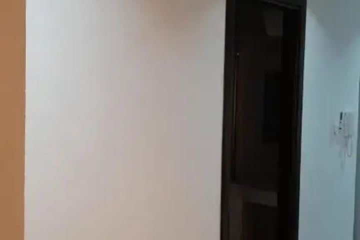 Room 10 of 15