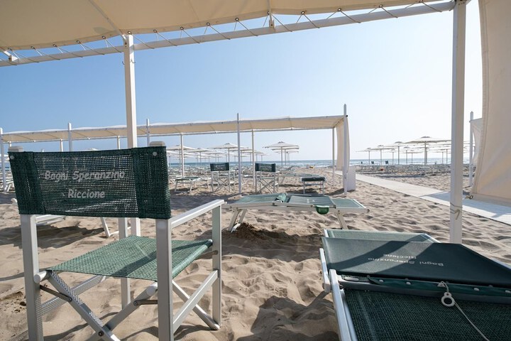 Beach 70 of 83