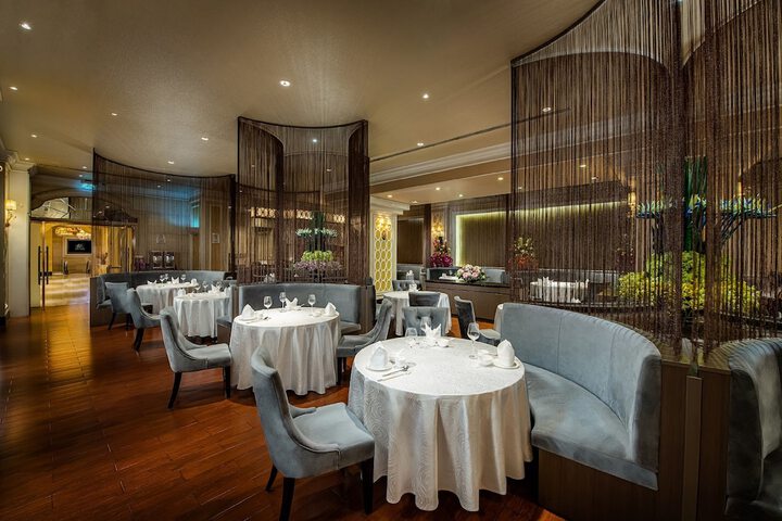 Dining Photos