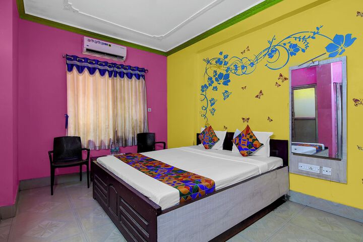 Room 16 of 25