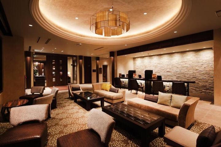 Guest Lobby