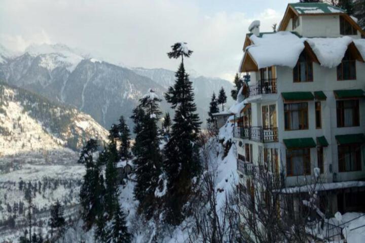 OYO 10636 Hotel The Himalayan Bliss