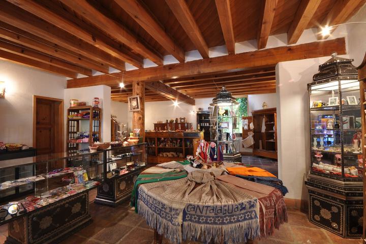 Gift shop