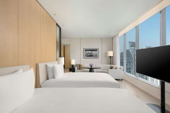 Room 28 of 140