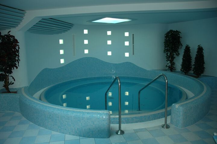 Spa 20 of 59