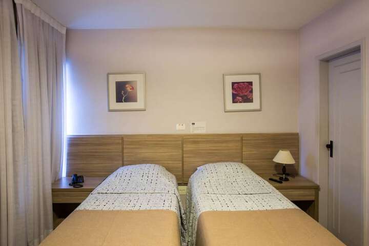 Room 34 of 81