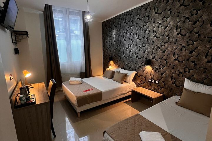 Room 19 of 28
