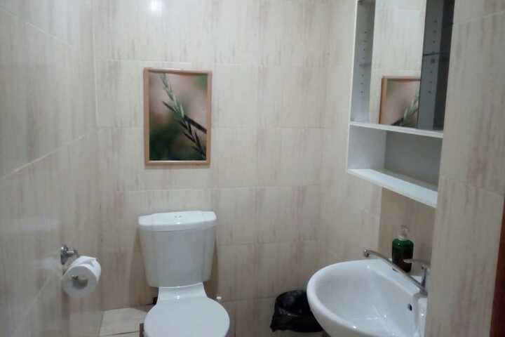 Room 21 of 28