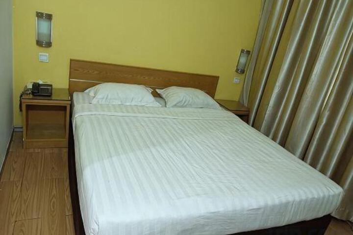 Photo 18