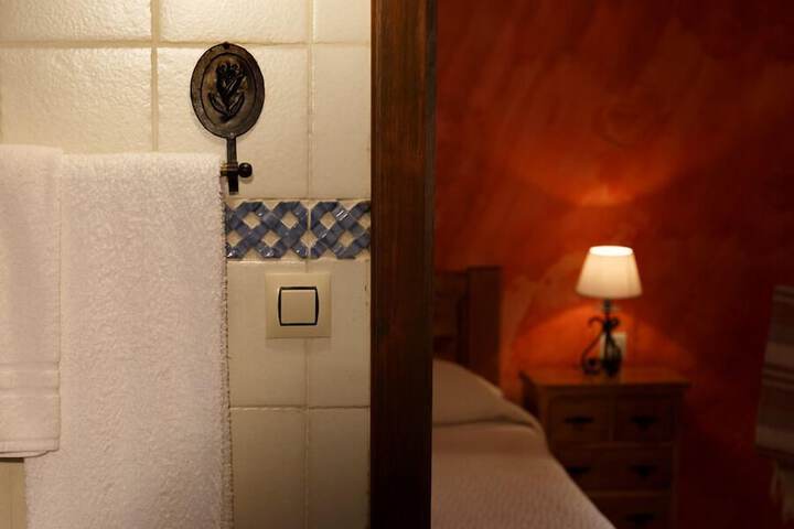 Room 32 of 78